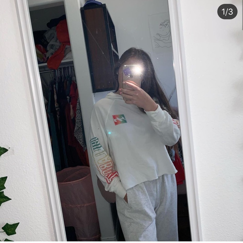 Billabong Cropped Hoodie!